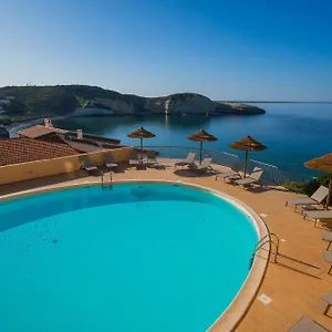 https://hotel-la-baja-pittinuri.in-sardinia.net